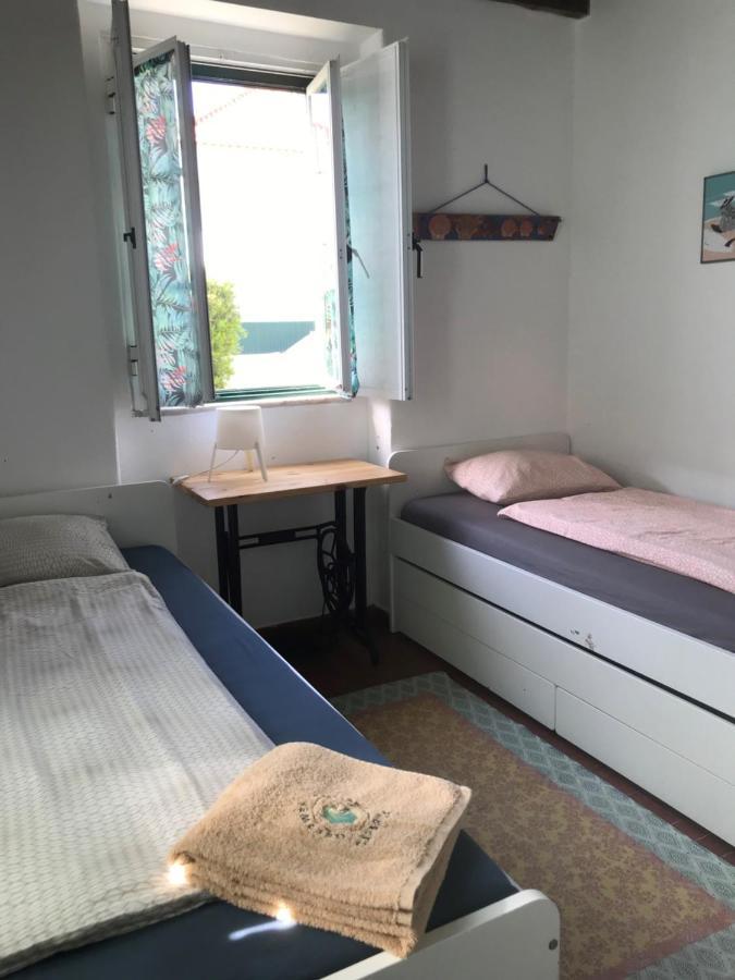 Getwet Surfcamp II Hostel Costa de Caparica Ngoại thất bức ảnh